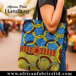 Handbag with Zipper and Inner Pocket