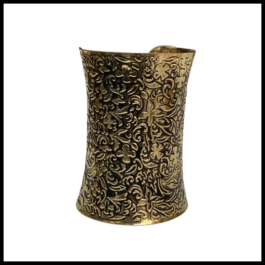 Elegant Cuff Bracelet – Timeless Style for Every Wrist